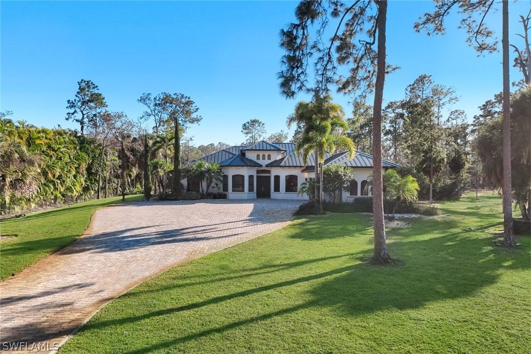 4480 1st Ave., Naples, FL 34119