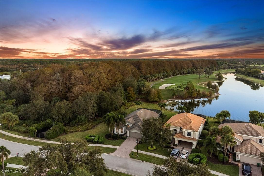 11828 Bramble Ct., Naples, FL 34120