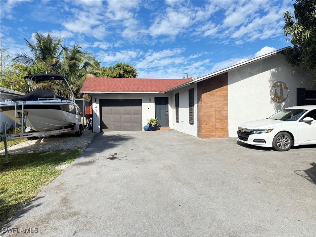 4207 Cindy Ave., Naples, FL 34112