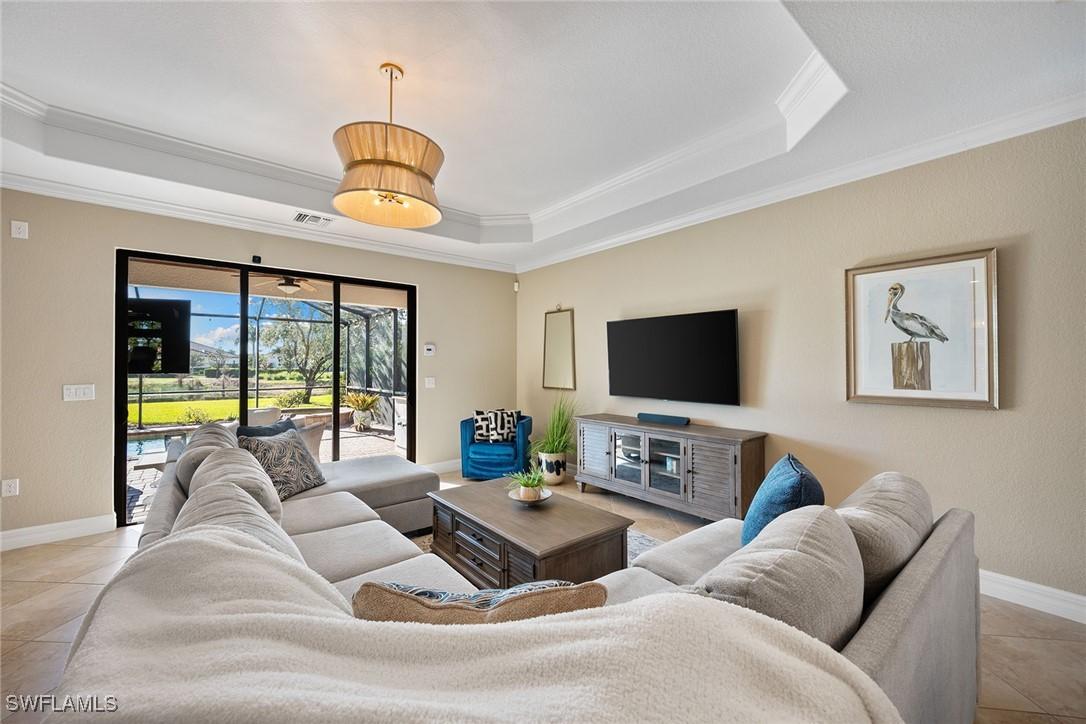 12518 Fenhurst Way, Naples, FL 34120