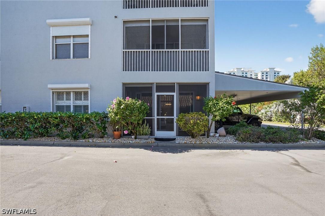 519 Roma Ct. #3-101, Naples, FL 34110