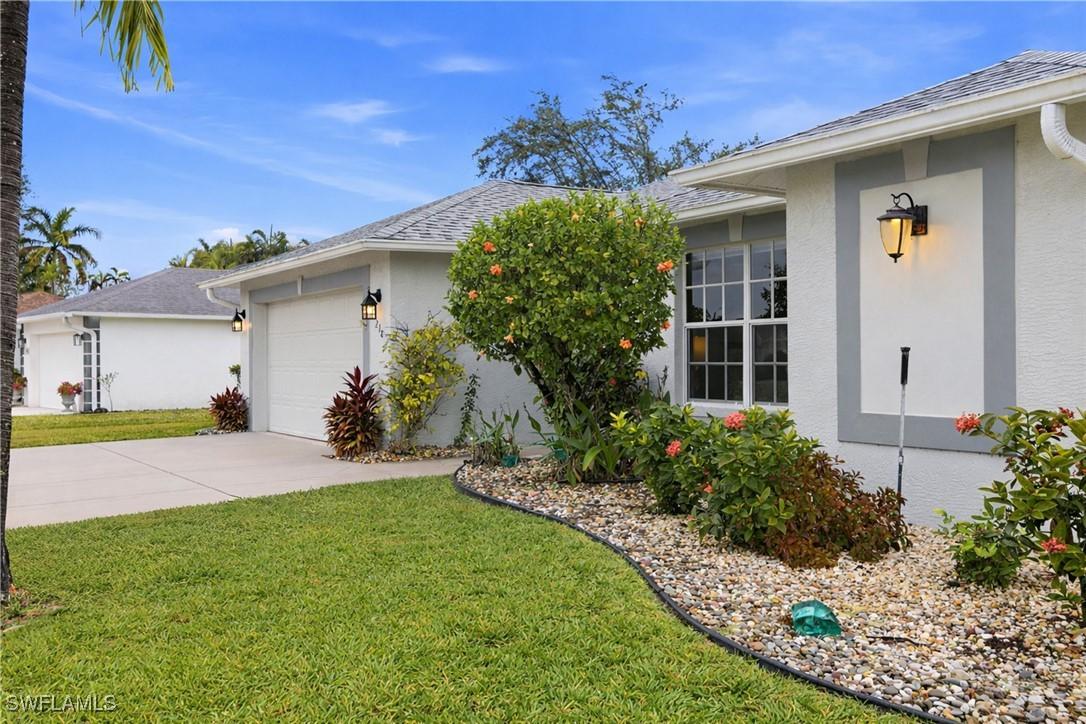 218 Marseille Dr., Naples, FL 34112