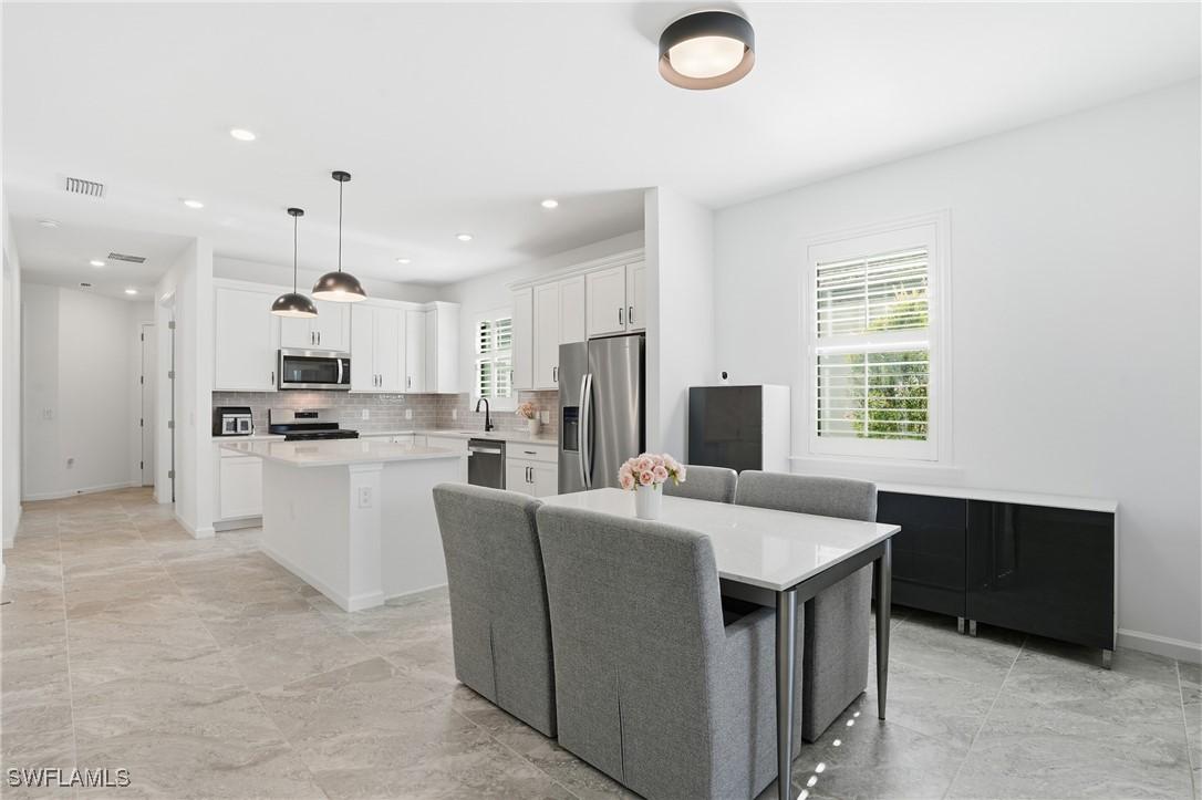 1645 Serena Ave., Naples, FL 34120