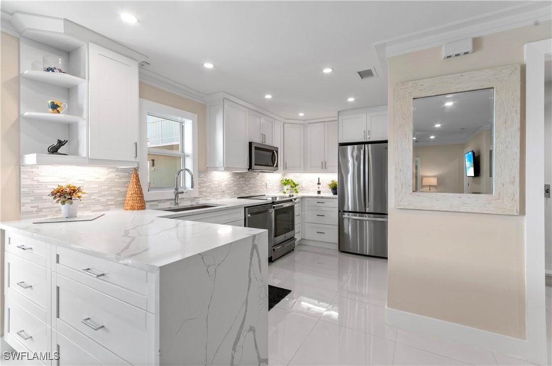 603 12th Ave., Naples, FL 34102