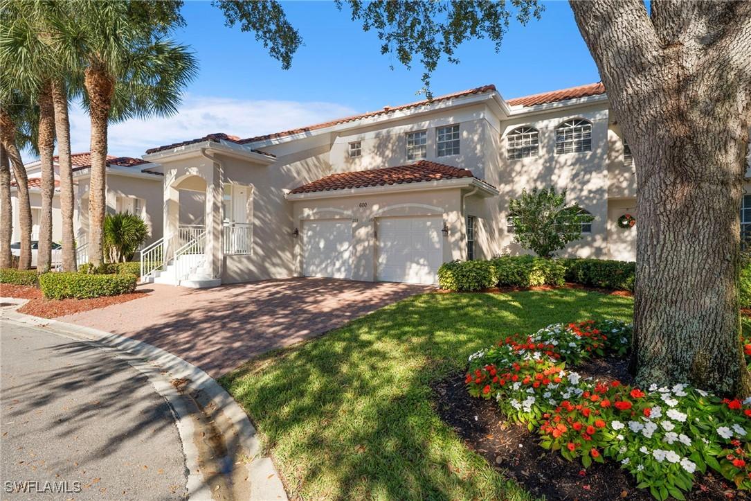 600 L Ambiance Cir. #203, Naples, FL 34108
