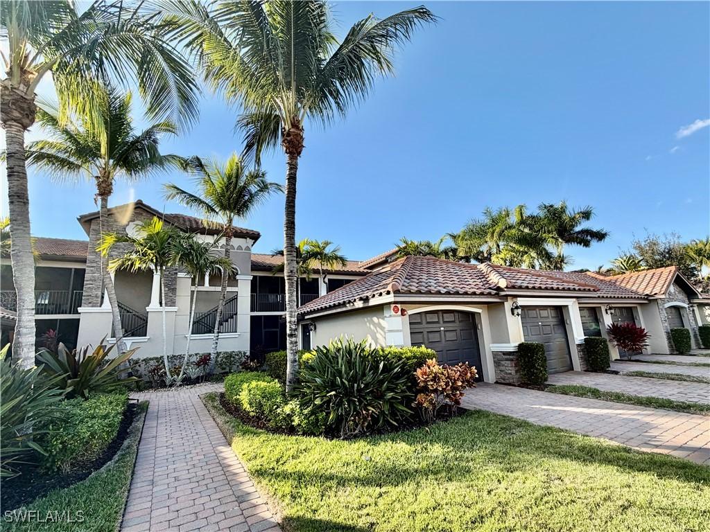 9832 Venezia Cir. #1025, Naples, FL 34113