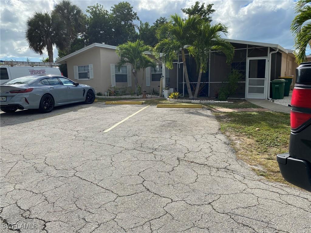 2084 Monroe Ave., Naples, FL 34112