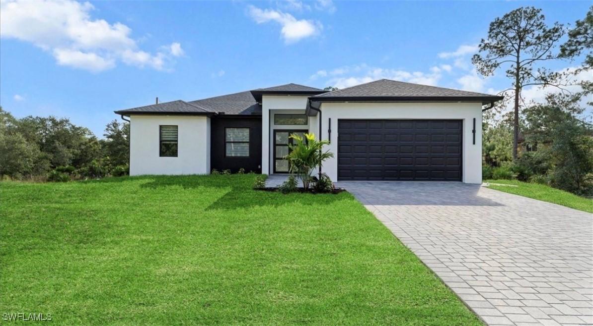 1609 Rush Ave., Lehigh Acres, FL 33972