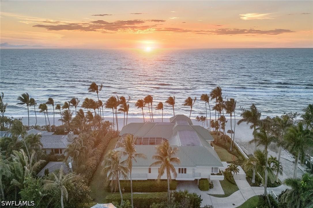 30 3rd Ave., Naples, FL 34102