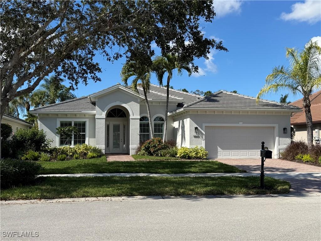 8868 Mustang Island Cir., Naples, FL 34113