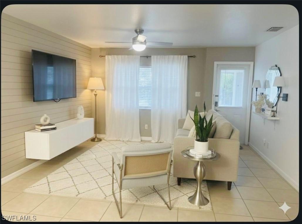 3245 43rd Ave., Naples, FL 34120