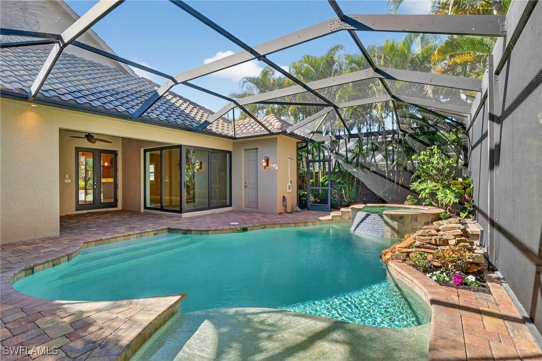 559 93rd Ave., Naples, FL 34108