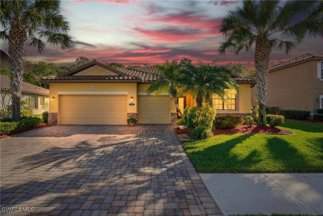 3915 Treasure Cove Cir., Naples, FL 34114