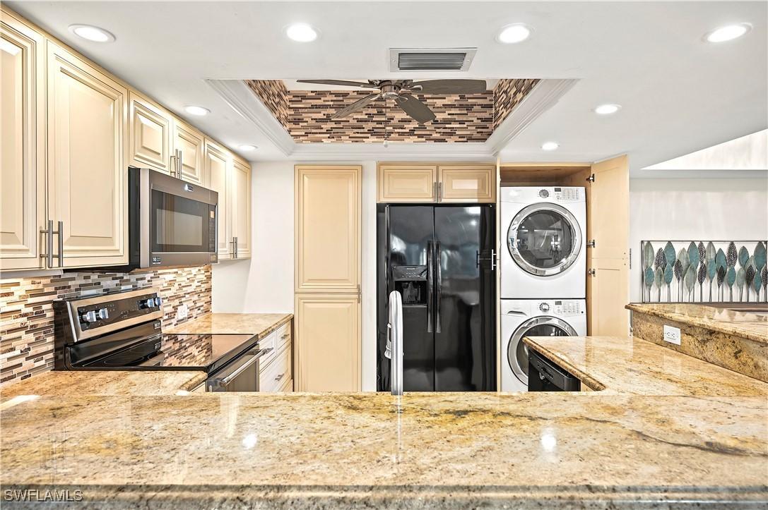 4251 Lake Forest Dr. #213, Bonita Springs, FL 34134