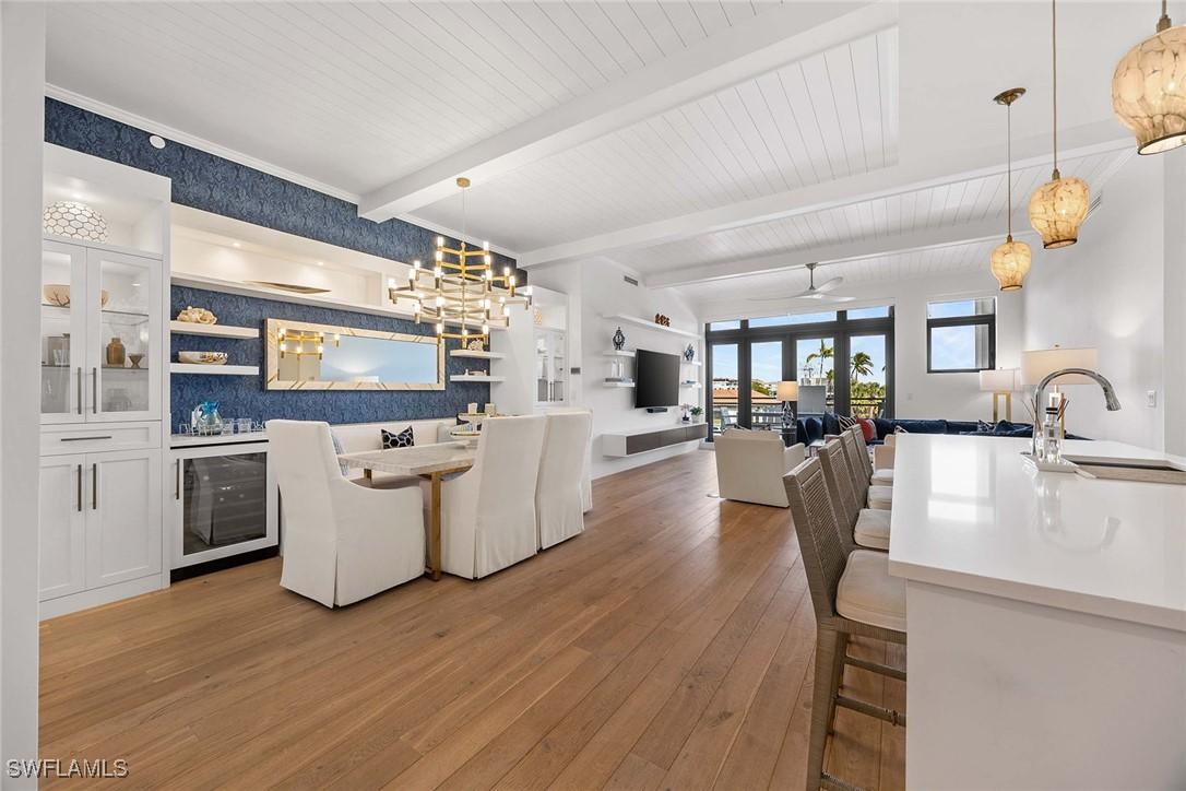 875 6th Ave. #203, Naples, FL 34102