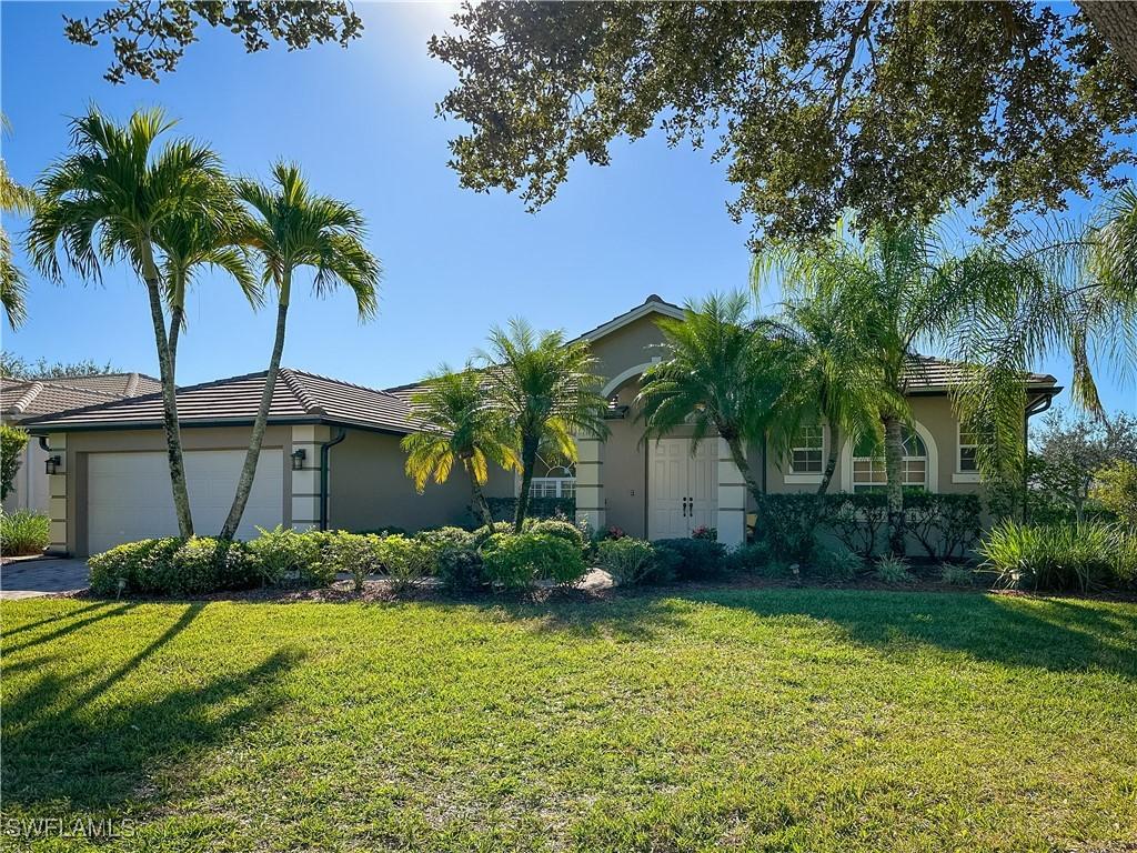948 Chesapeake Bay Ct., Naples, FL 34120
