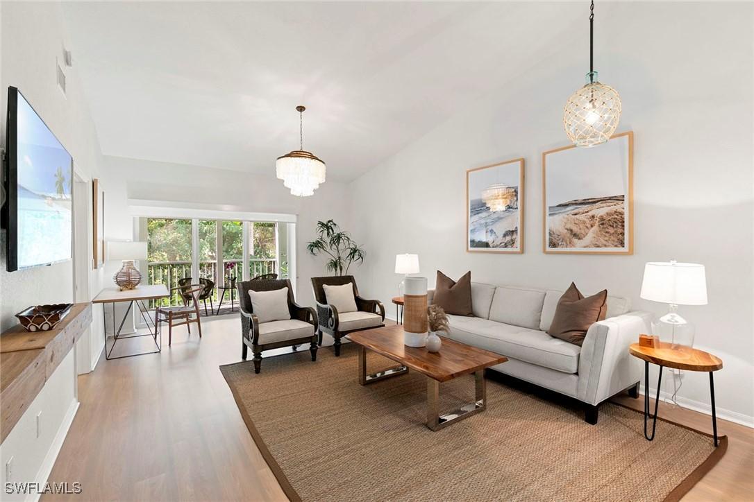 841 Tanbark Dr. #202, Naples, FL 34108