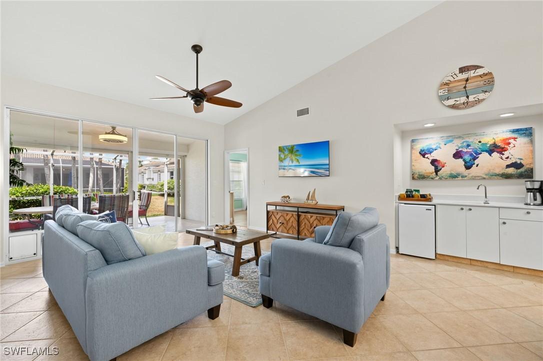843 Marblehead Dr. #I3, Naples, FL 34104