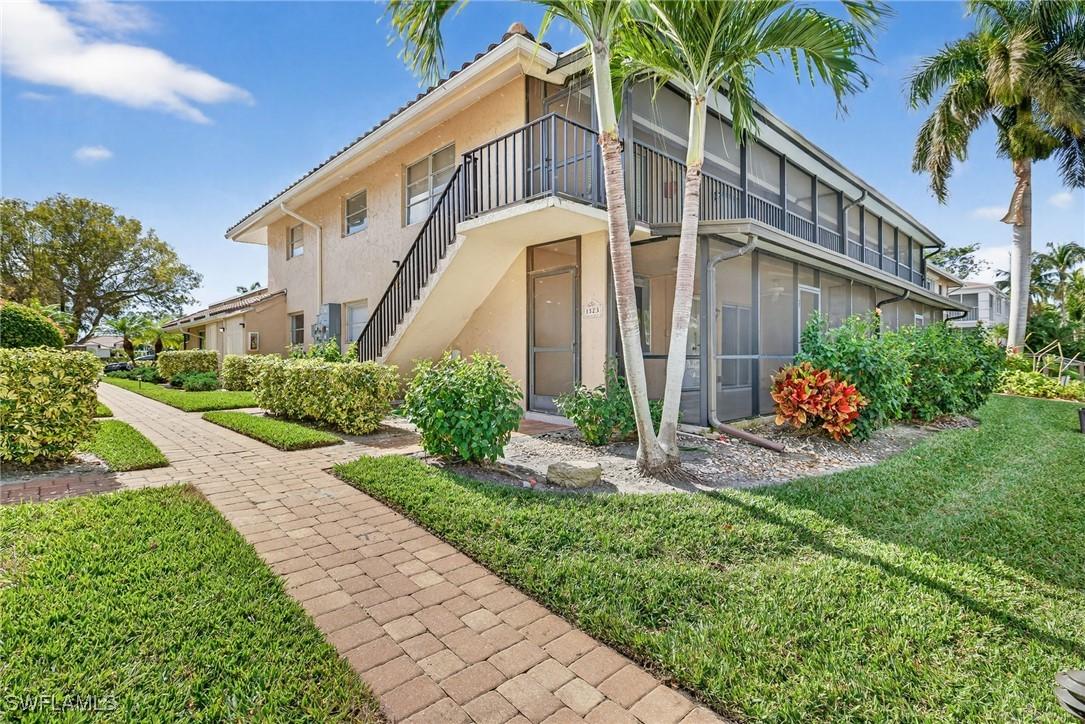 1523 Chesapeake Ave. #B4, Naples, FL 34102