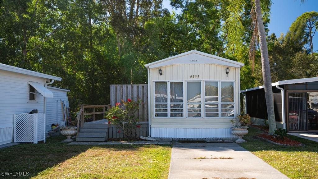 8516 Pepperwood Dr., Estero, FL 33928