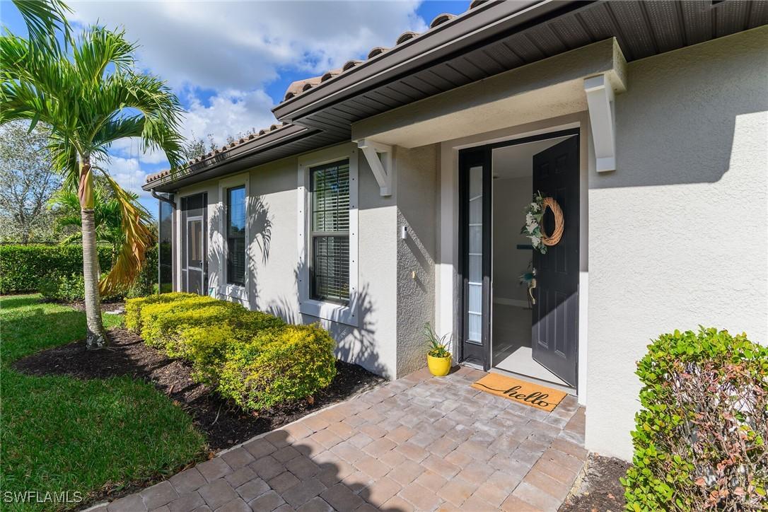 8111 Calle Canovas St., Naples, FL 34114