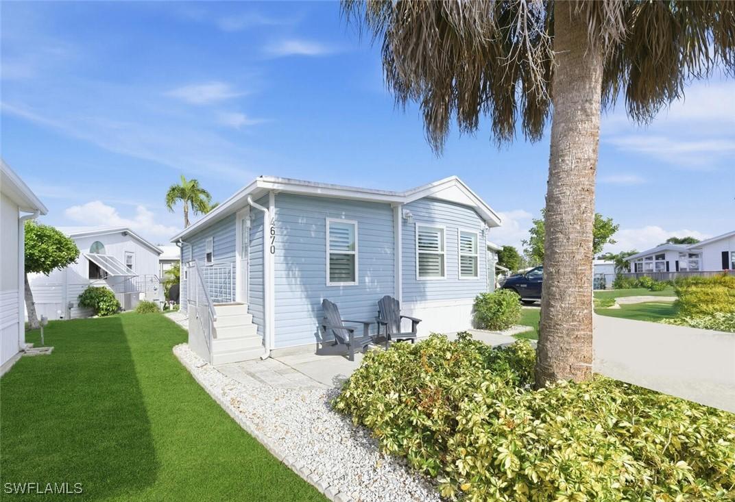 4670 Lafayette Ln., Estero, FL 33928