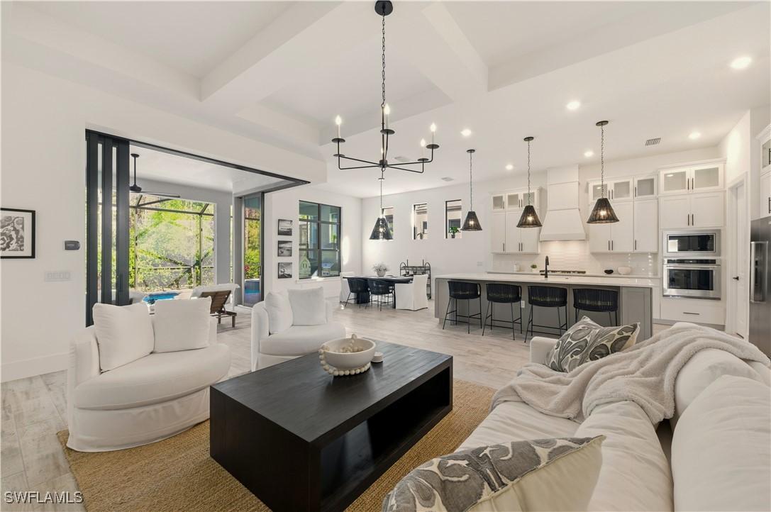 16265 Verilyn Cir., Naples, FL 34110