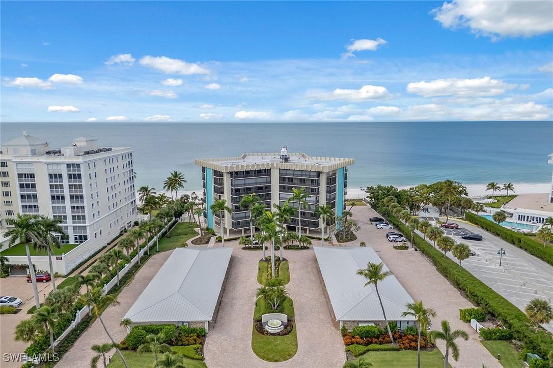3399 Gulf Shore Blvd. #303, Naples, FL 34103