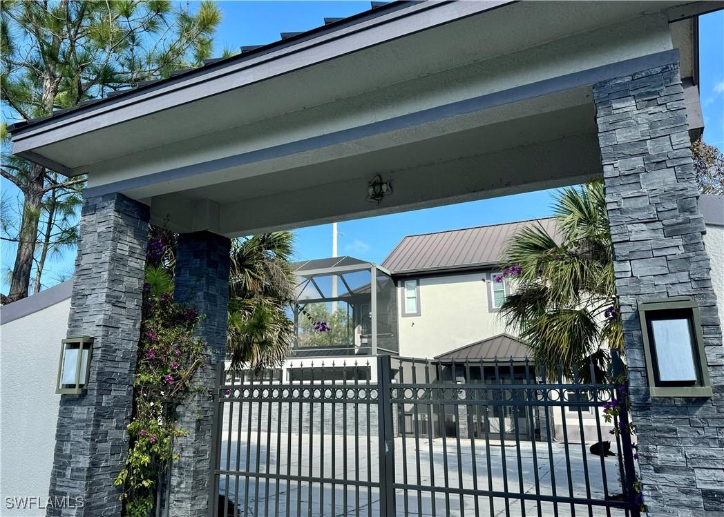 3585 33rd Ave., Naples, FL 34120