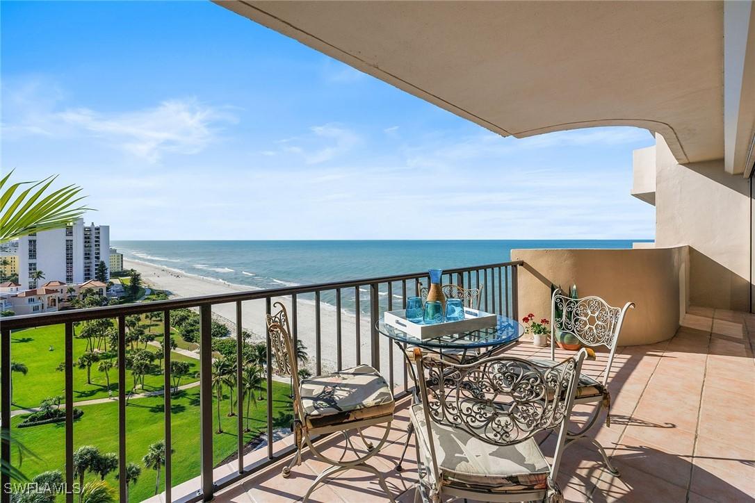 4001 Gulf Shore Blvd. #1205, Naples, FL