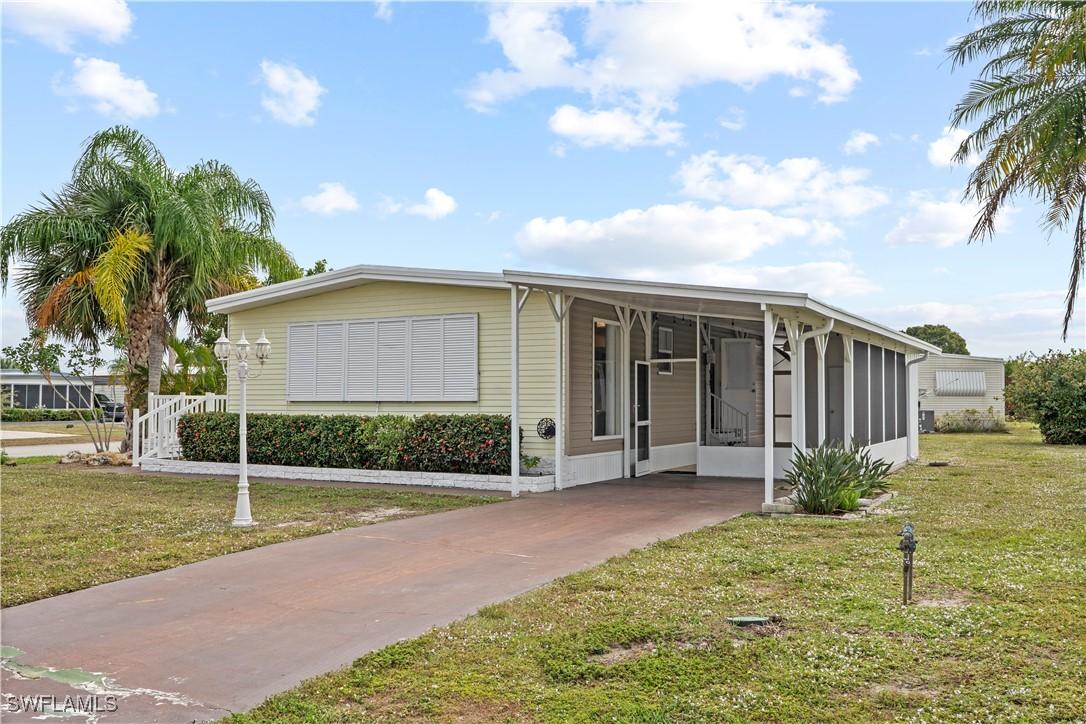 17 Saint Raphael Dr., Naples, FL 34112