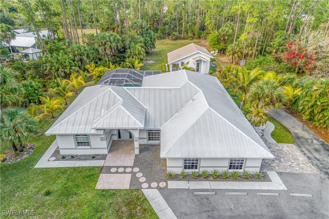 5099 Tallowood Way, Naples, FL 34116