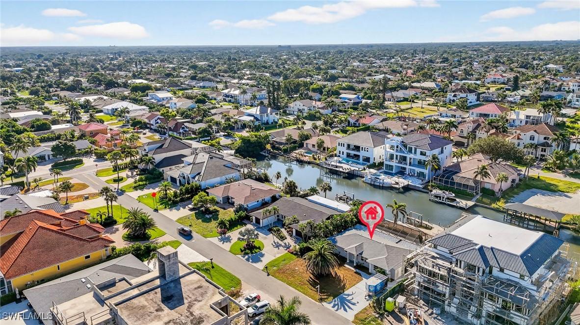 418 Seabee Ave., Naples, FL 34108