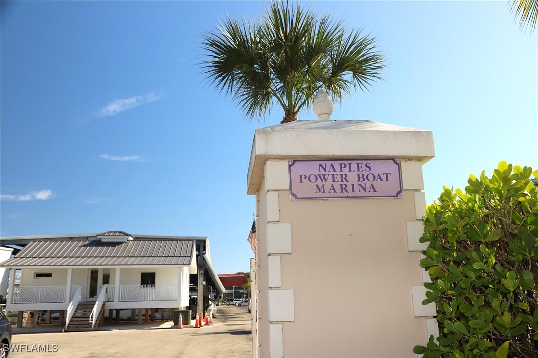 705 11th St., Naples, FL 34102