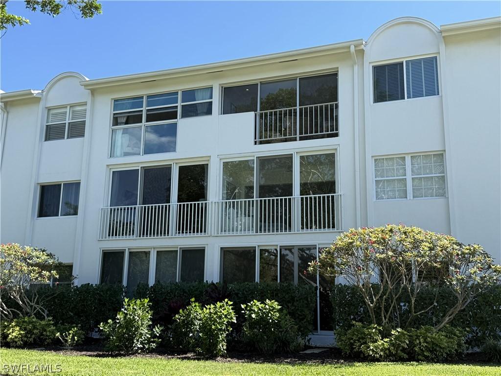 408 Broad Ave. #H408, Naples, FL 34102