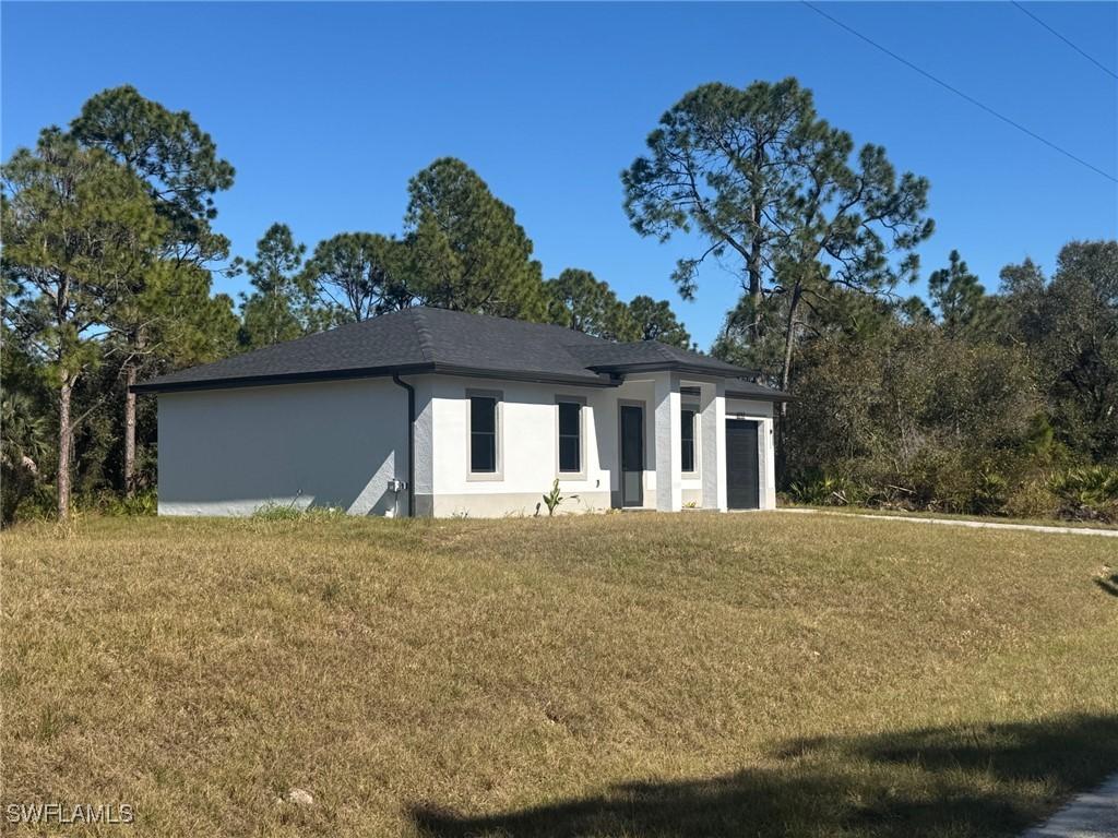 748 Chattman St., Lehigh Acres, FL 33974