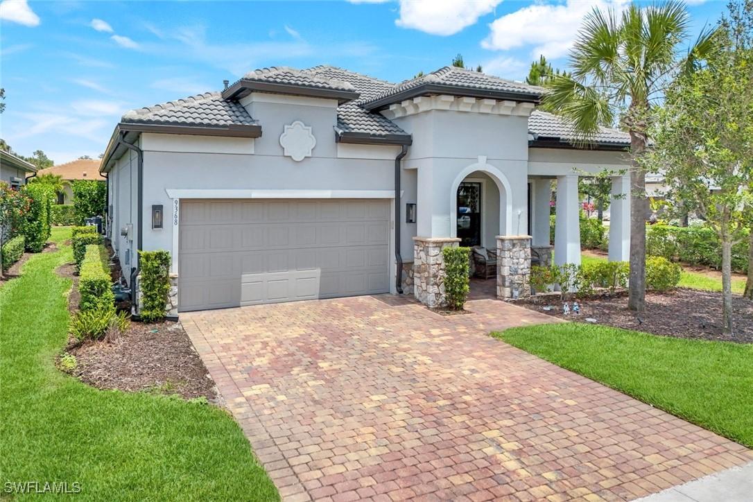 9368 Night Heron Ln., Naples, FL 34120