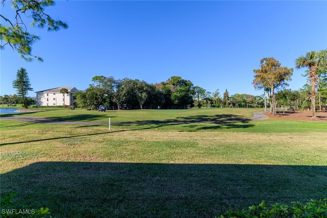 608 Kings Way, Naples, FL 34104