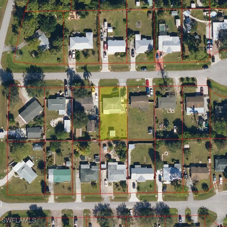 674 Pine Vale Dr., Naples, FL 34104