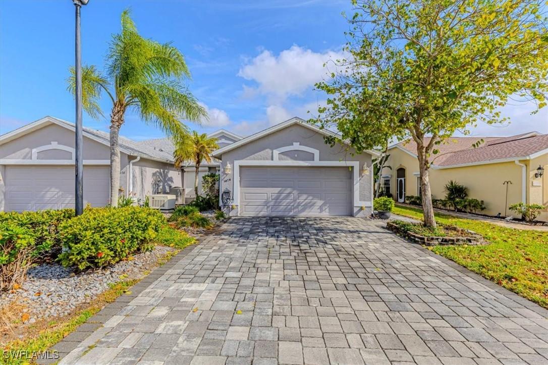 5474 Whitten Dr. #12, Naples, FL 34104