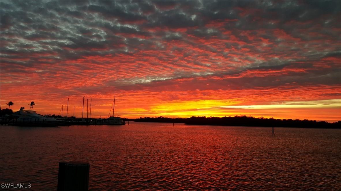 125 Pago Pago Dr., Naples, FL 34113