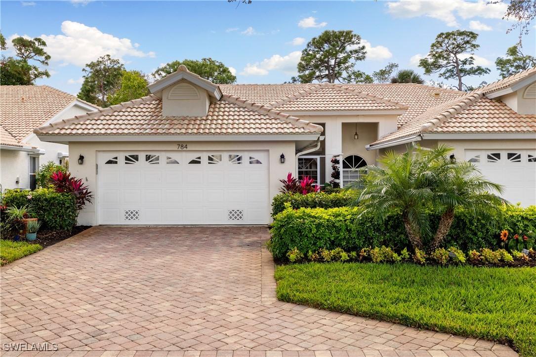 784 Wiggins Bay Dr. #19L, Naples, FL 34110