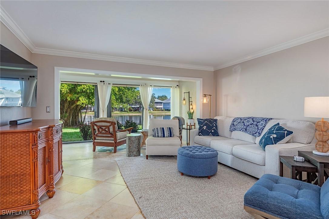 800 Misty Pines Cir. #H102, Naples, FL 34105