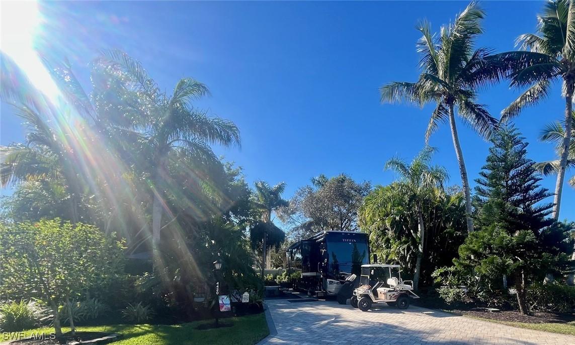 4420 Southern Breeze Dr., Naples, FL 34114