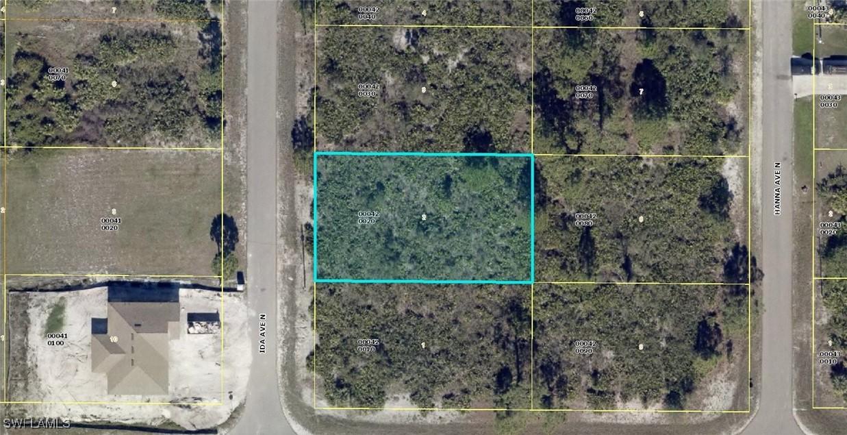 4602 Ida Ave., Lehigh Acres, FL 33971
