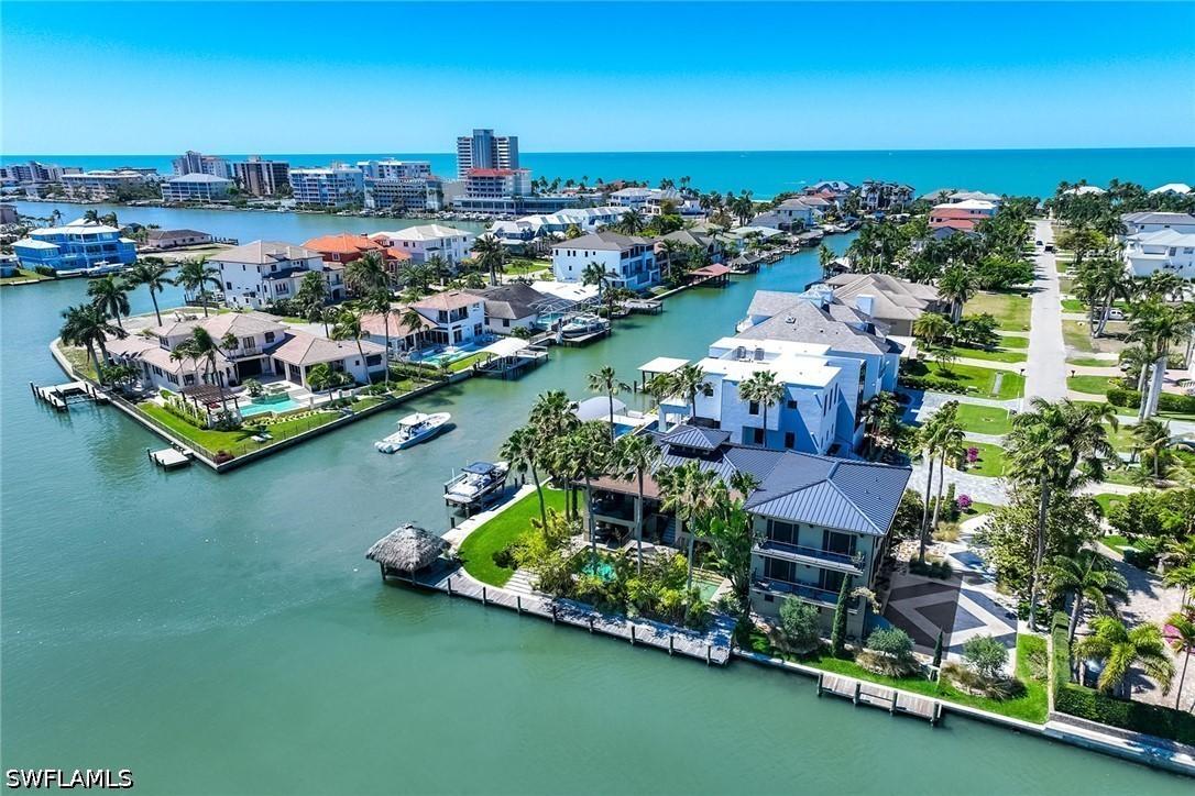 290 Channel Dr., Naples, FL 34108