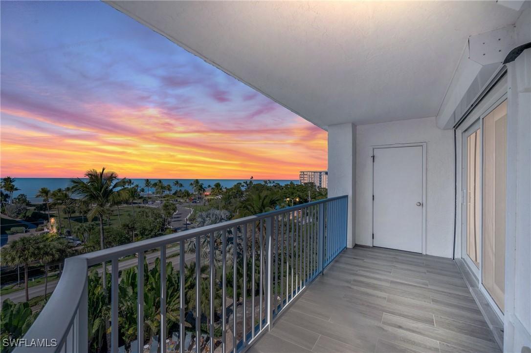 1300 Gulf Shore Blvd. #709, Naples, FL 34102