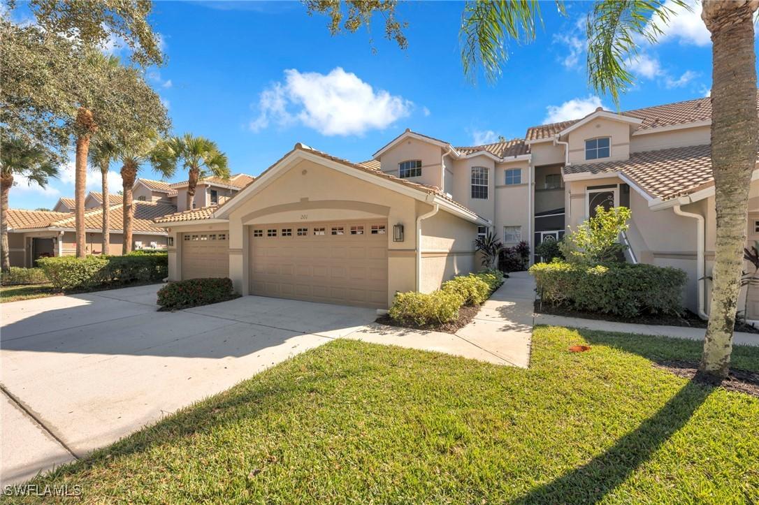8470 Danbury Blvd. #201, Naples, FL 34120