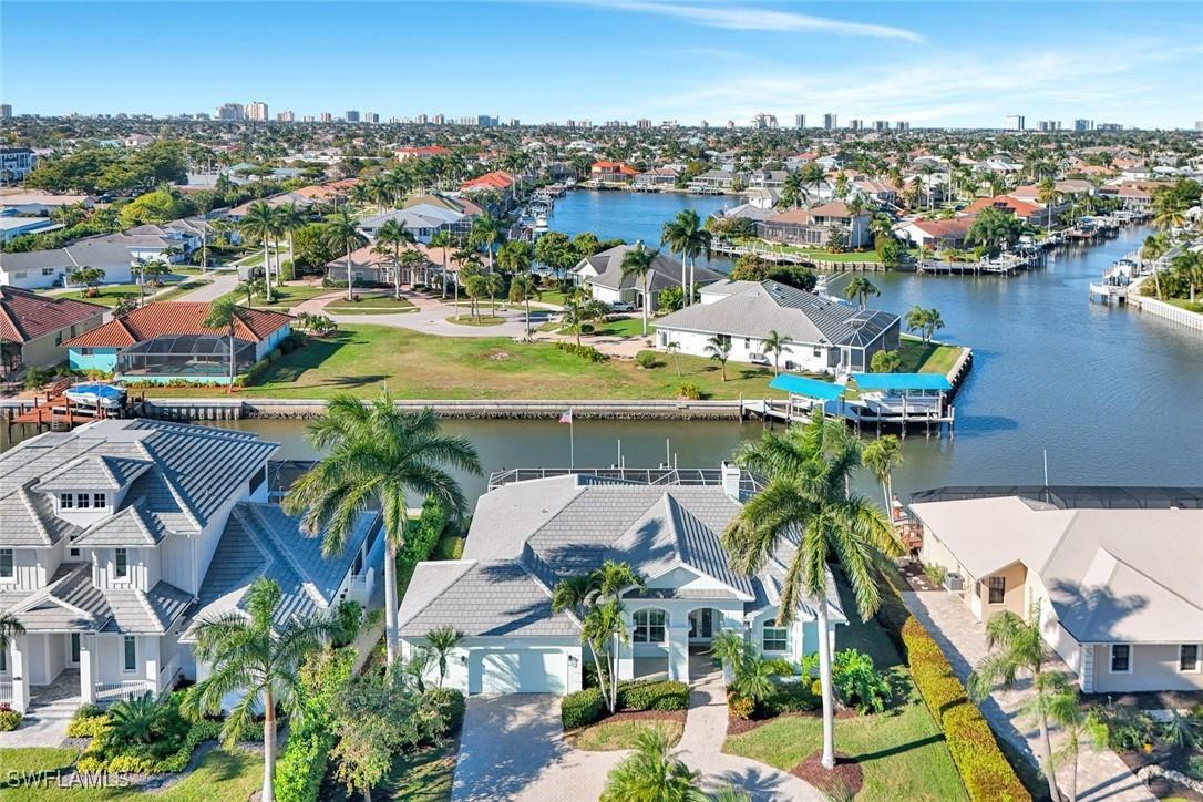 60 Anchor Ct., Marco Island, FL 34145