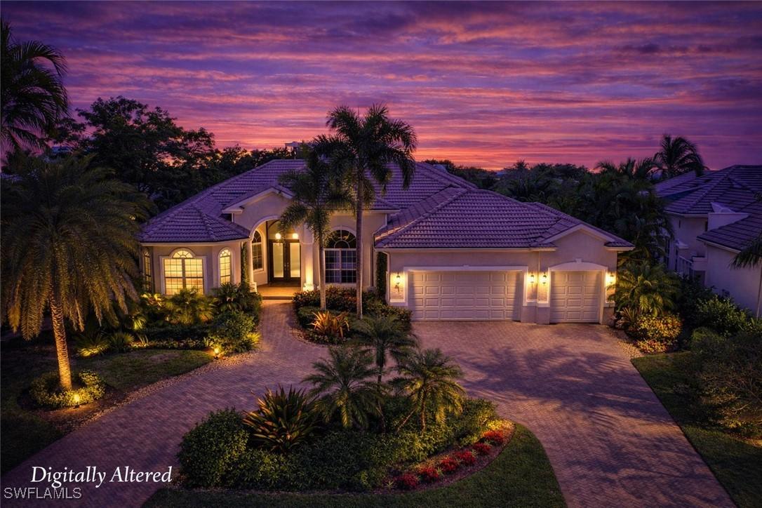 3002 Crayton Rd., Naples, FL 34103